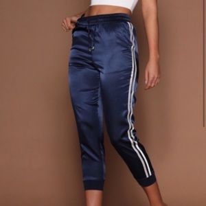 Meshki satin Joggers